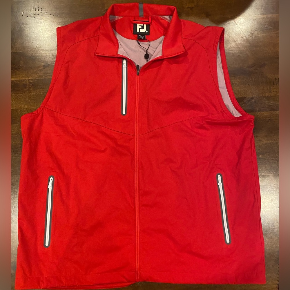FootJoy Full-Zip Lightweight Vest